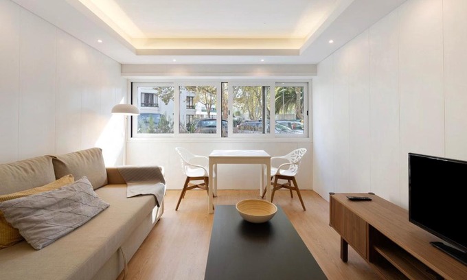 Estoril Apartment | Quiet Under The Trees