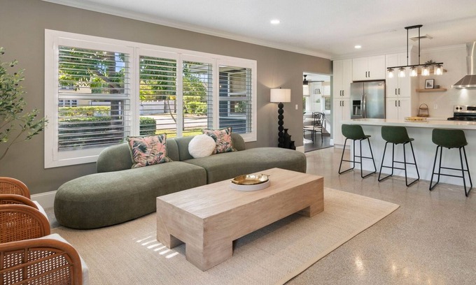 Old Northwood House | Quiet West Palm Beach Escape - Prime Location Close to Beaches, Town, Boat Show!