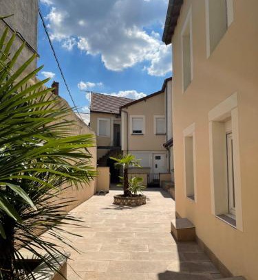 Montlucon Apartment | Résidence DESCHAMPS