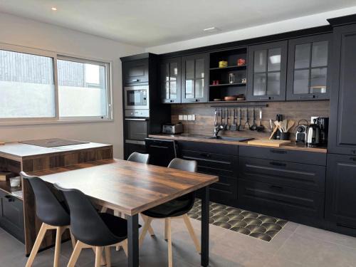 Trebeurden Apartment | Résidence L53-trebeurden - Da Viken jolie maison jardin clos et parking privé MAE-3694