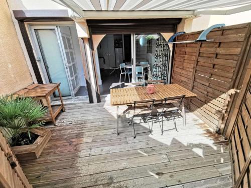 Port Leucate Apartment | Résidence Le Mail A La Plage - APPT T2 4 couchages PORT LEUCATE. Réf: 2MAI 603 MAE-3184