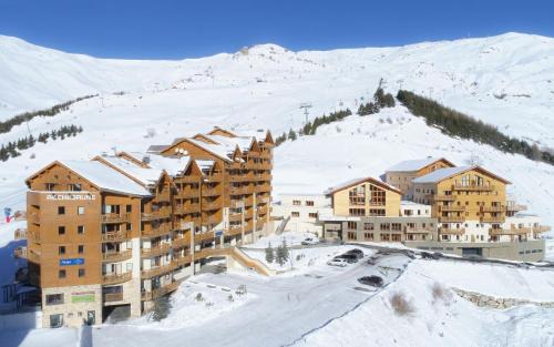 Orcieres-Merlette Apartment | Résidence Odalys Rochebrune Les Cimes