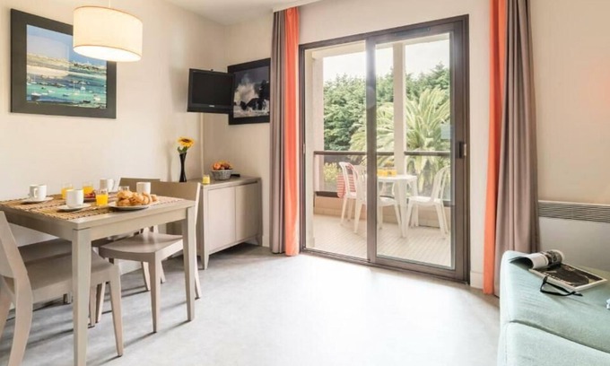 Perros-Guirec Apartment | Résidence Pierre & Vacances L'Archipel *** - Apartment 5 people - 1 bedroom - Terrace or balcony - Sea view