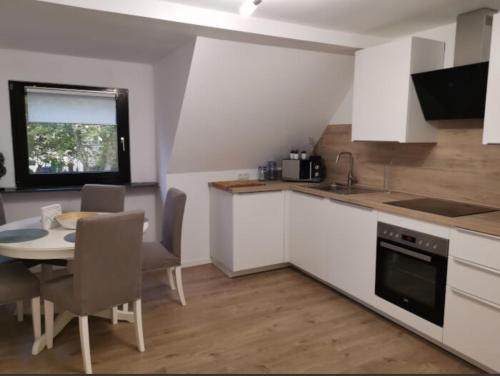 Oberhausen Apartment | R&A Monteurzimmer