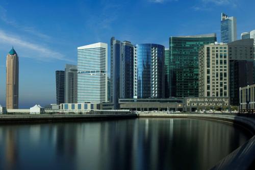 Downtown Dubai Hotel | Radisson Blu Hotel, Dubai Waterfront