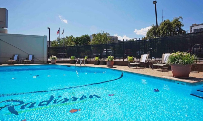 New Rochelle Hotel | Radisson Hotel New Rochelle