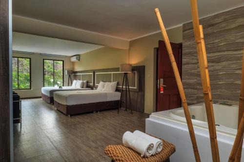 Las Quintanas Hotel | Rado Hotel - Quintanas