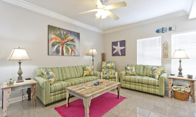 South Padre Island Apartment | Rain Dancer