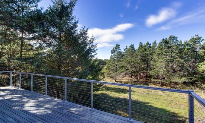 Neskowin House | Rain or Shine