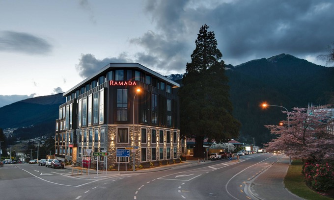 Queenstown City Centre Hotel | Ramada by Wyndham Queenstown Central