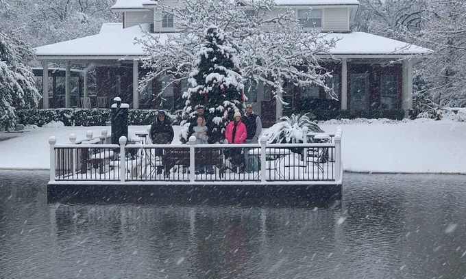 Bryan House | Raven's Pond - Minutes from Kyle Field