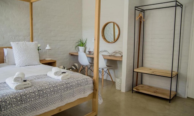 Oudtshoorn Bed & Breakfast | Raw Karoo Guest House
