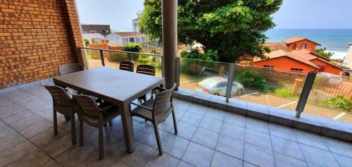 Ramsgate Beach Apartment | Rayvin 2 - 6 Sleeper - Ideal Location!