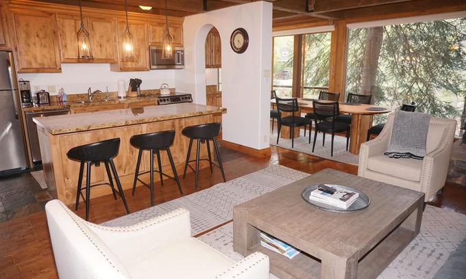 Aspen Condo | Recently Remodeled including new appliances - River Location (203187-4499)