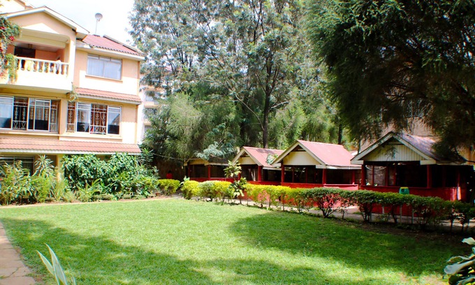 Nairobi West House | Red Buffalo House Hotel