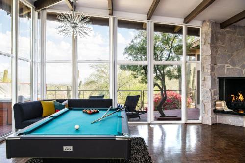 Camel Dale Properties House | Red Rock by AvantStay Desert Hideaway w View Pool