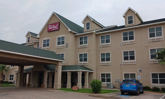 Midland Hotel | Red Roof Inn & Suites Midland