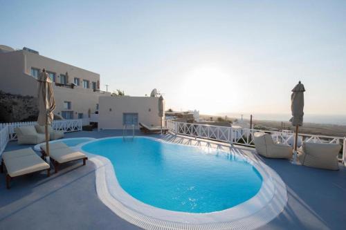 Finikia House | Red Stone Villa