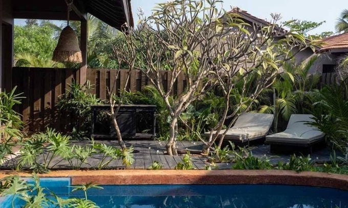 Morjim Hotel | Red Thread Morjim