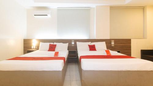 Tondo Hotel | RedDoorz at V Plaza Hotel Manila