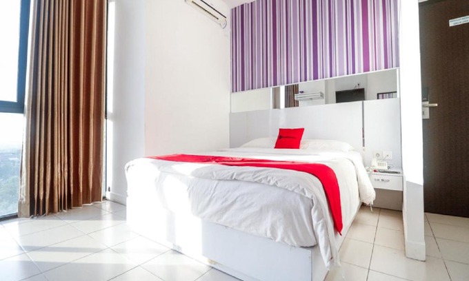 Balikpapan House | RedDoorz near Terminal Batu Ampar
