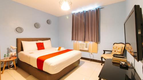 Kamuning Hotel | RedDoorz Plus at Kamuning Quezon City