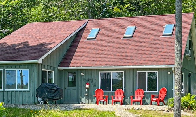 Ellsworth Cottage | Reeds Way | Cottage in Ellsworth with lake views