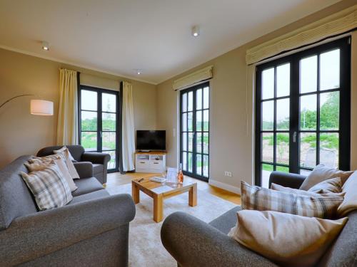 Dranske House | Reetland am Meer - Superior Reetdachvilla mit 2 Schlafzimmern F25