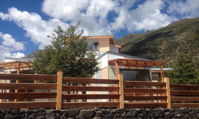 Pinto Ski Chalet | Refugio Ecobox Andino