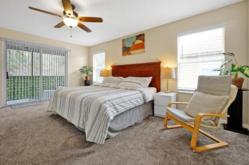 Regal Palms House | Regal Palms Retreat w/Lazy River, Pool, & Balcony