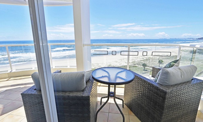 Palm Beach Apartment | Regency on the Beach