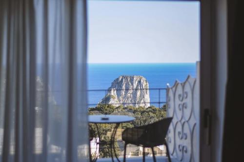 Capri Hotel | Regina Cristina