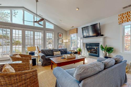 Bay Vista House | Rehoboth Beach - 21163 Bayview Rd.