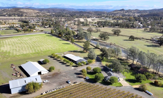 Middletown Other | Relax at our Middletown Farm Stay, just a hop away from Calistoga Hot Springs