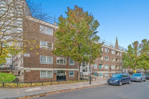 Westbourne Green Apartment | Relaxing 2 Bed flat in Little Venice