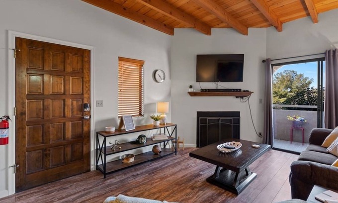 Skyline Bel Air Estates Condo | Relaxing Foothills Getaway
