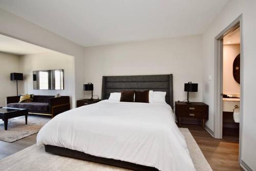 Oro-Medonte Apartment | Relaxing Top Level Studio