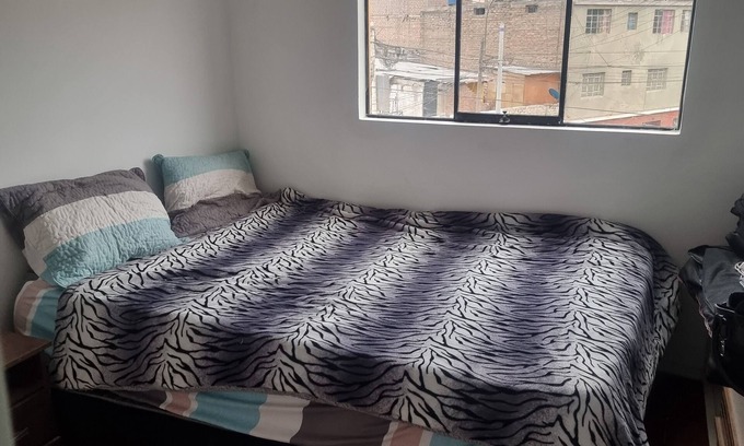Rimac Apartment | Renovado, moderno departamento a 10 min a la city