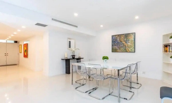 Key Biscayne Apartment | Renovated Apt in Key Colony pool and Beach access