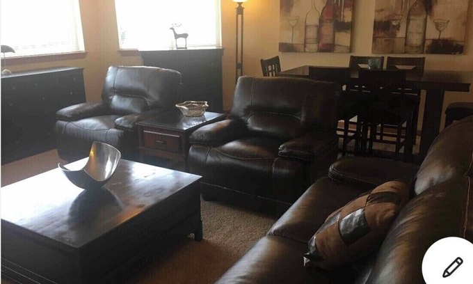 Bryn Mawr-Skyway Condo | RENOVATED-HUGE 2bed/2bath CONDO IN SEATTLE