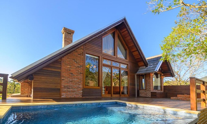 Praia Grande Ski Chalet | Reserva Caeté