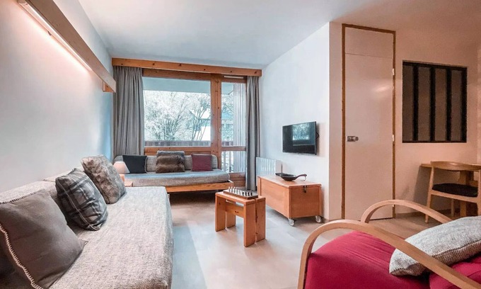 Val-d'Isere Apartment | Residence Hameaux De Val - Friendly apartment and its covered parking