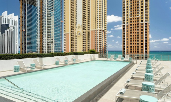Sunny Isles Beach Hotel | Residence Inn by Marriott Miami Sunny Isles Beach