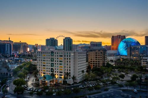 Las Vegas Hotel | Residence Inn by Marriott Las Vegas Hughes Center