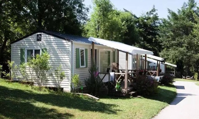 Meyrueis House | Residence LOUISIANE OAKLEY 27 m² 4 pers Sunday 4 people