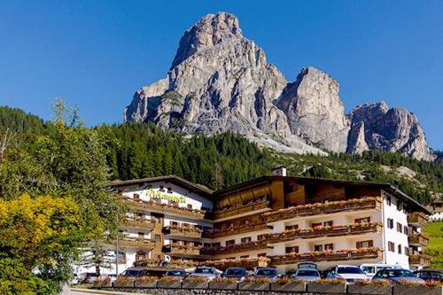 Corvara in Badia Apartment | RESIDENCE MIRAMONTI CORVARA