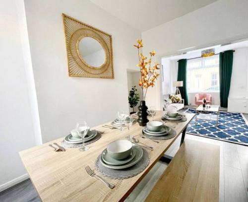 Bootle House | Residency serviced accomodation liverpool