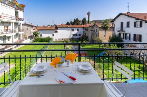 Arona Apartment | Residenza La Ruota Camelia
