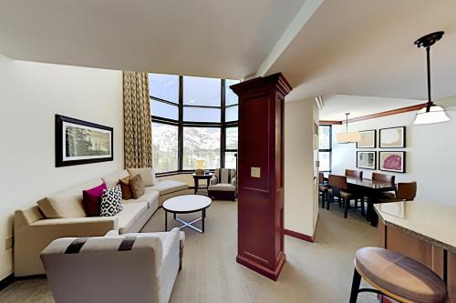 Olympic Valley Apartment | Resort at Squaw Creek's 806 & 808