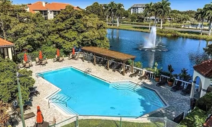 Feather Sound Condo | Resort Living - 3 BR escape in Clearwater/St Pete with all the amenities!